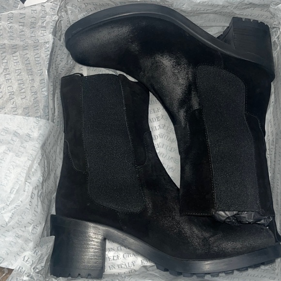 Emanuele Castro Women’s Made In Italy Suede Leather Chelsea Booties, Black